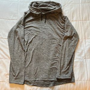 Hooded long sleeve shirt